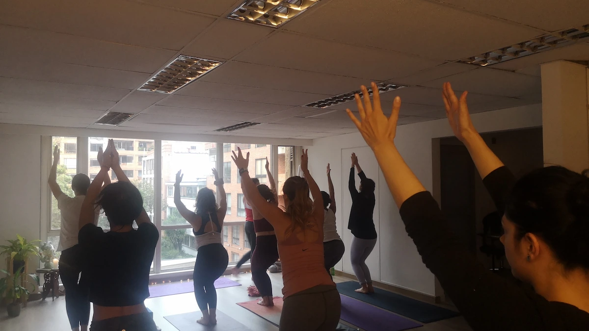 Ambiente del estudio durante clase de prueba