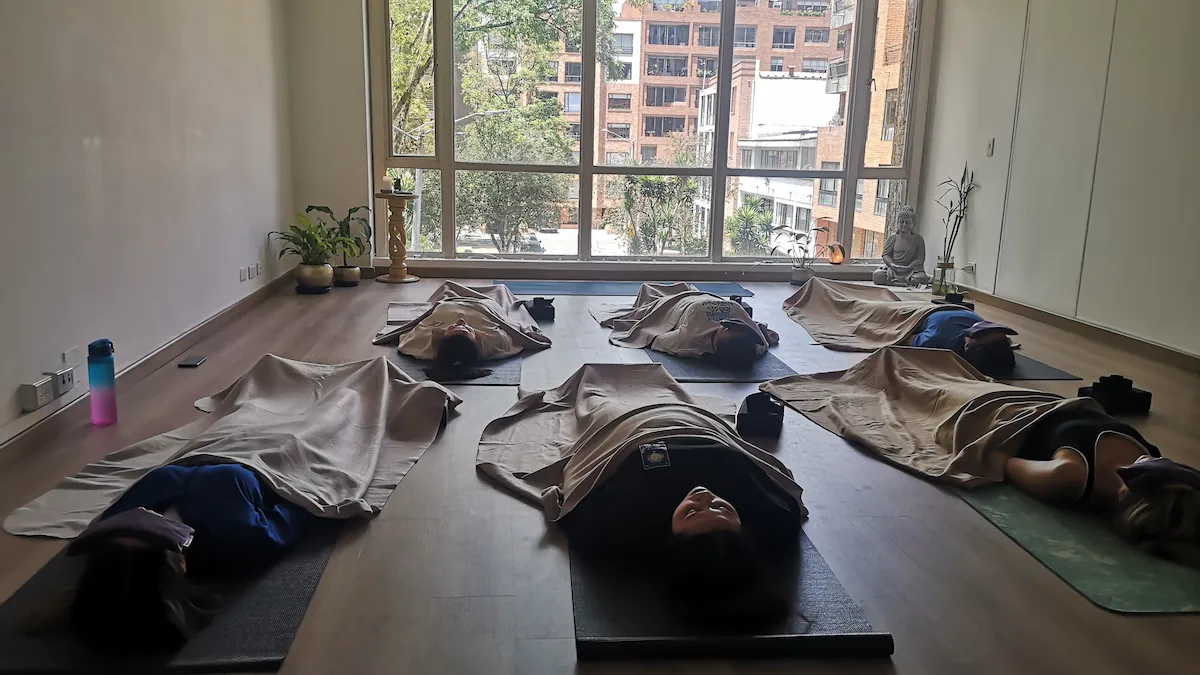 Ambiente del estudio durante clase de prueba