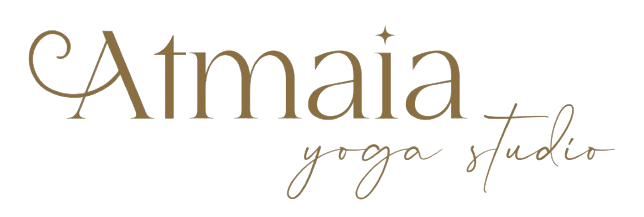 Logotipo de texto Atmaia Yoga