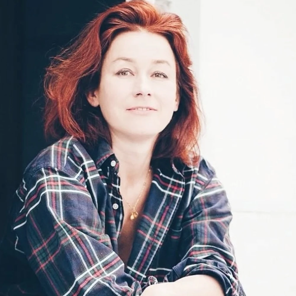 Retrato de Anya Goloup (Anya), profesora de Hatha Flow en Atmaia Yoga Bogotá